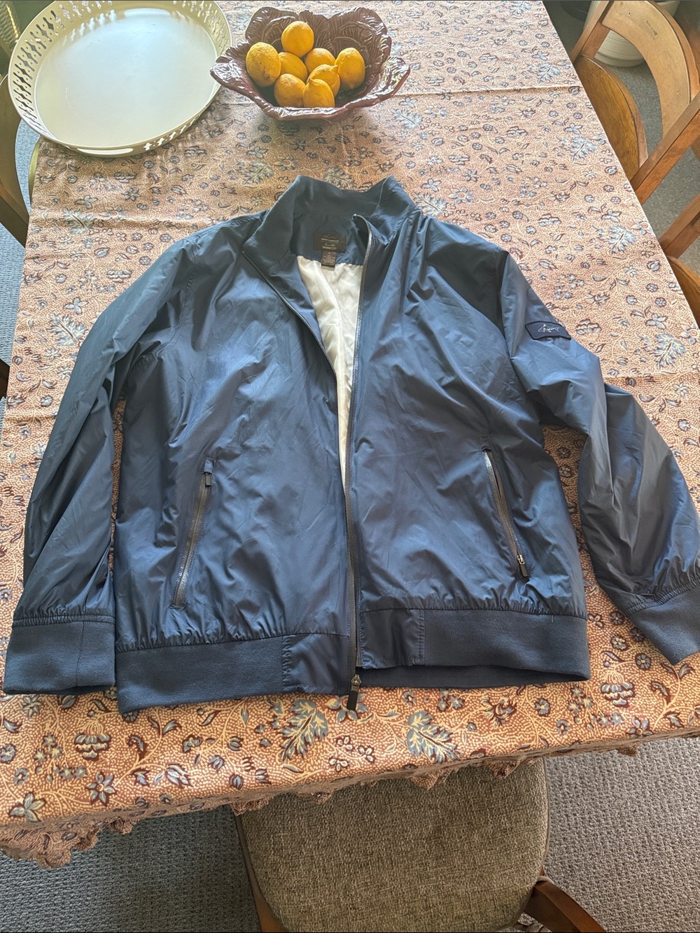Greg Norman for Tasso Ella hydro tech navy blue L 
wind breaker zip up jacket